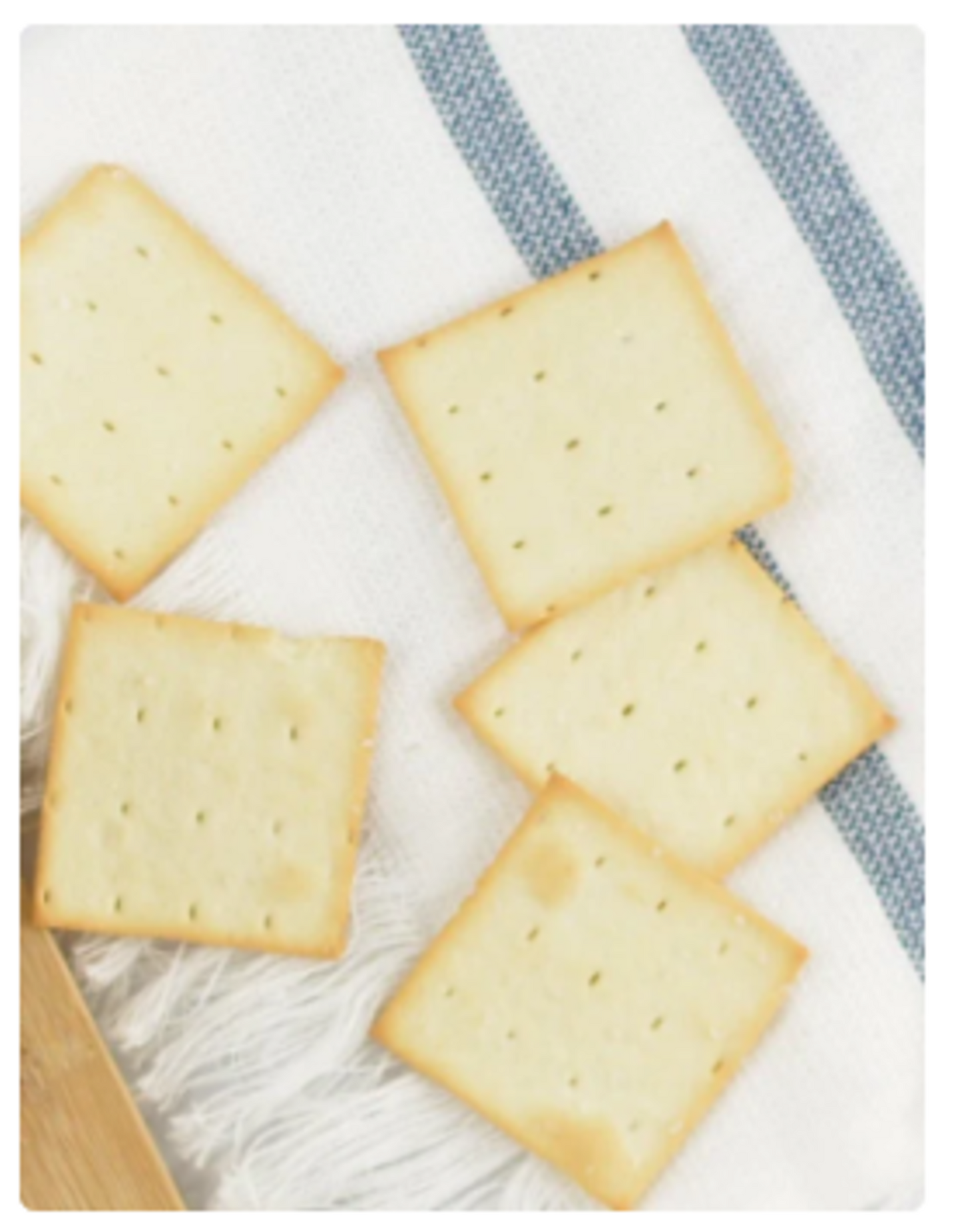 Olive Oil + Sea Salt Crackers - Bella Cucina - Georgia Brand