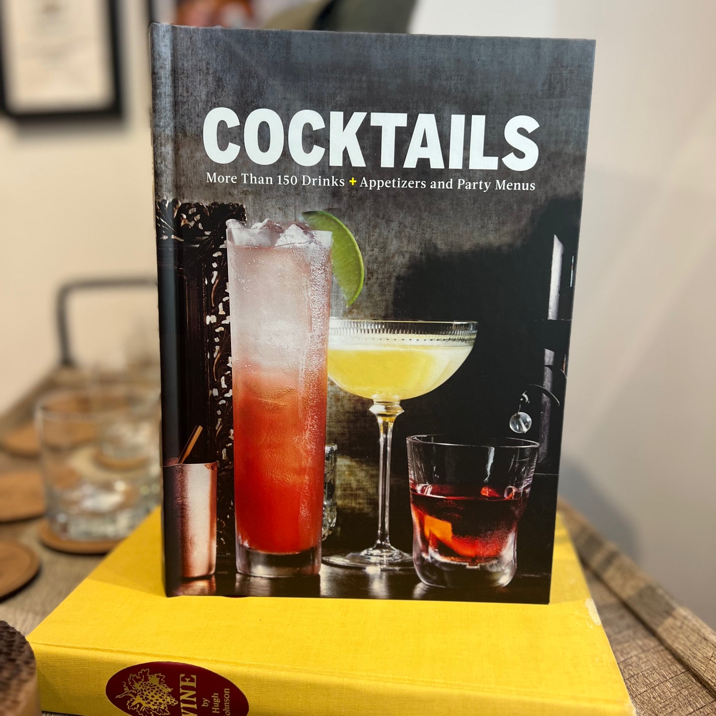 Cocktails Book