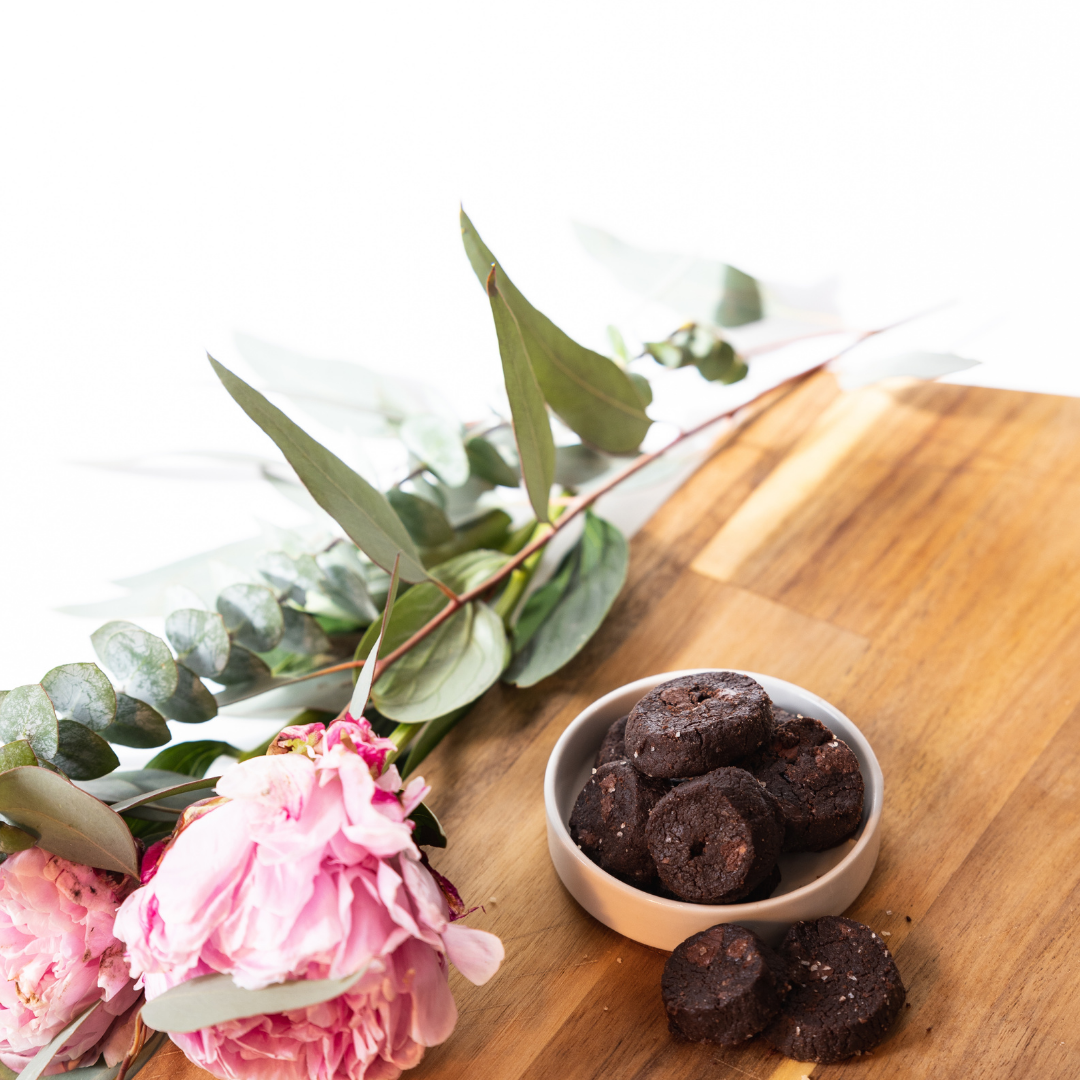 Salty Chocolate Cookie Tube