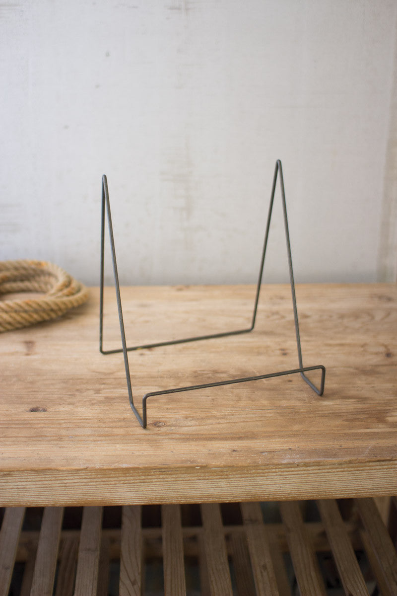 Large Wire Easel with Brass Finish