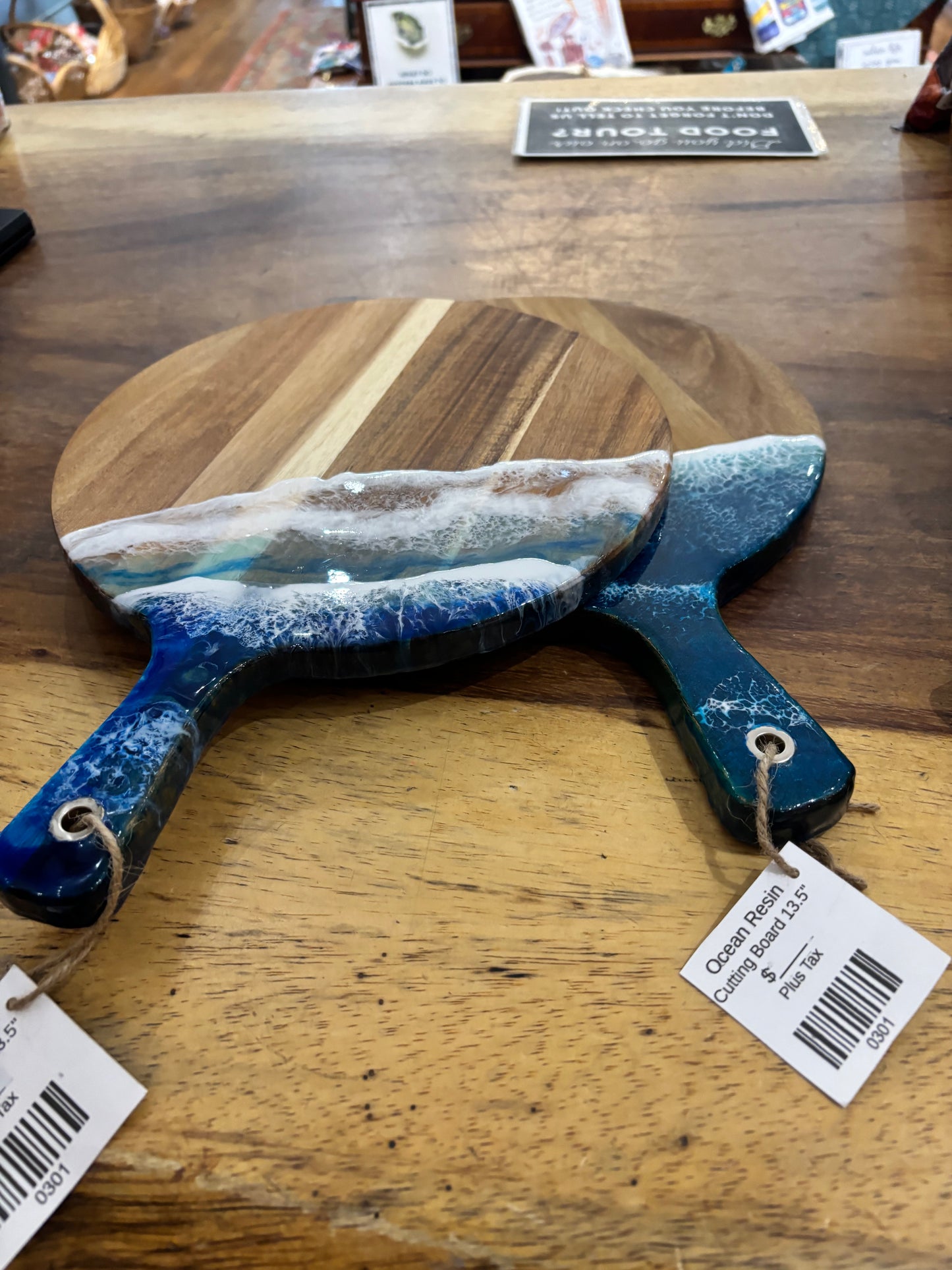 Ocean resin cutting board 13.5"