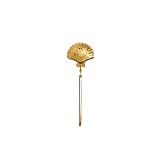 Shell shaped loose tea strainer