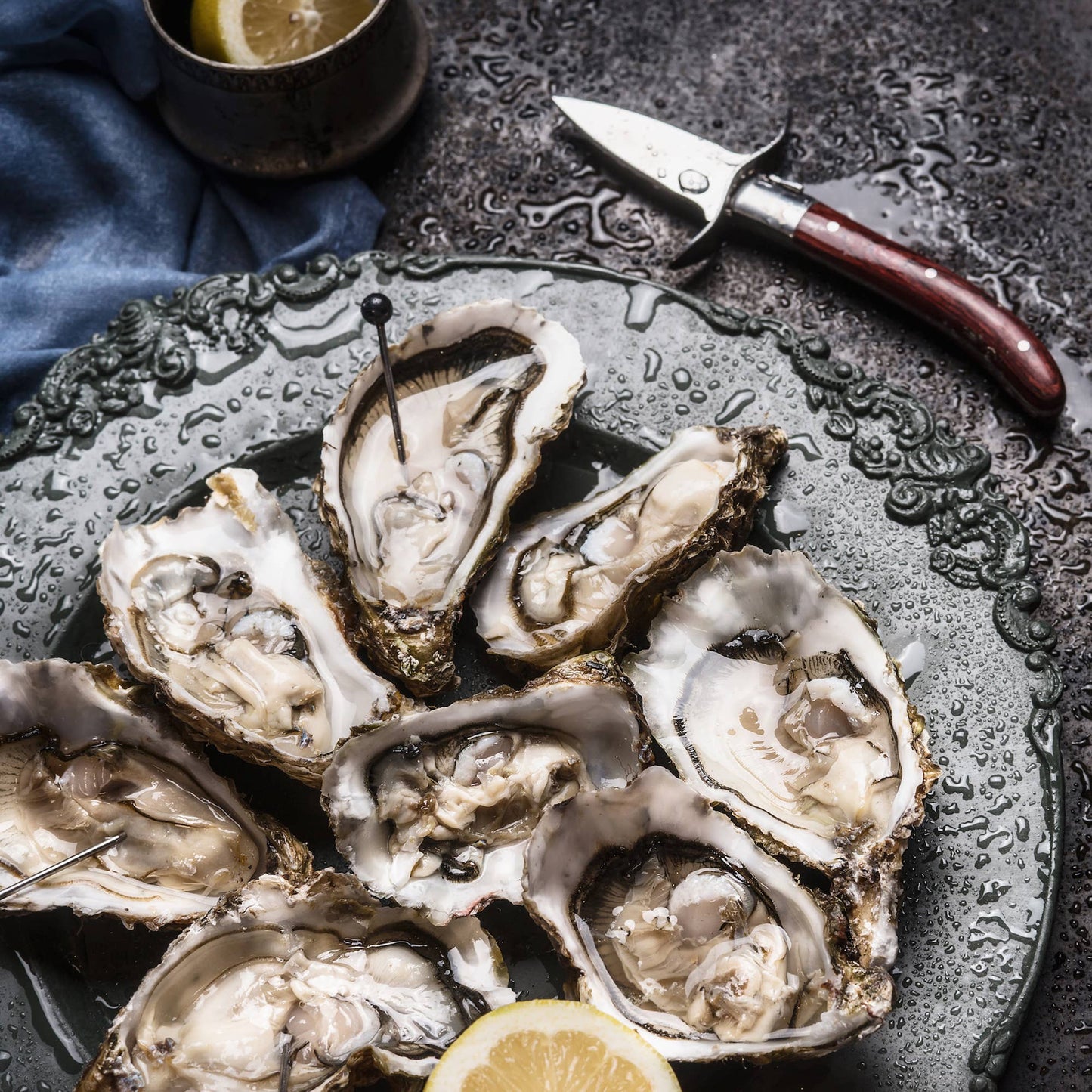 Outset Oyster Knife with Pouch Set, 1.75" x 2.5" x 7.25"