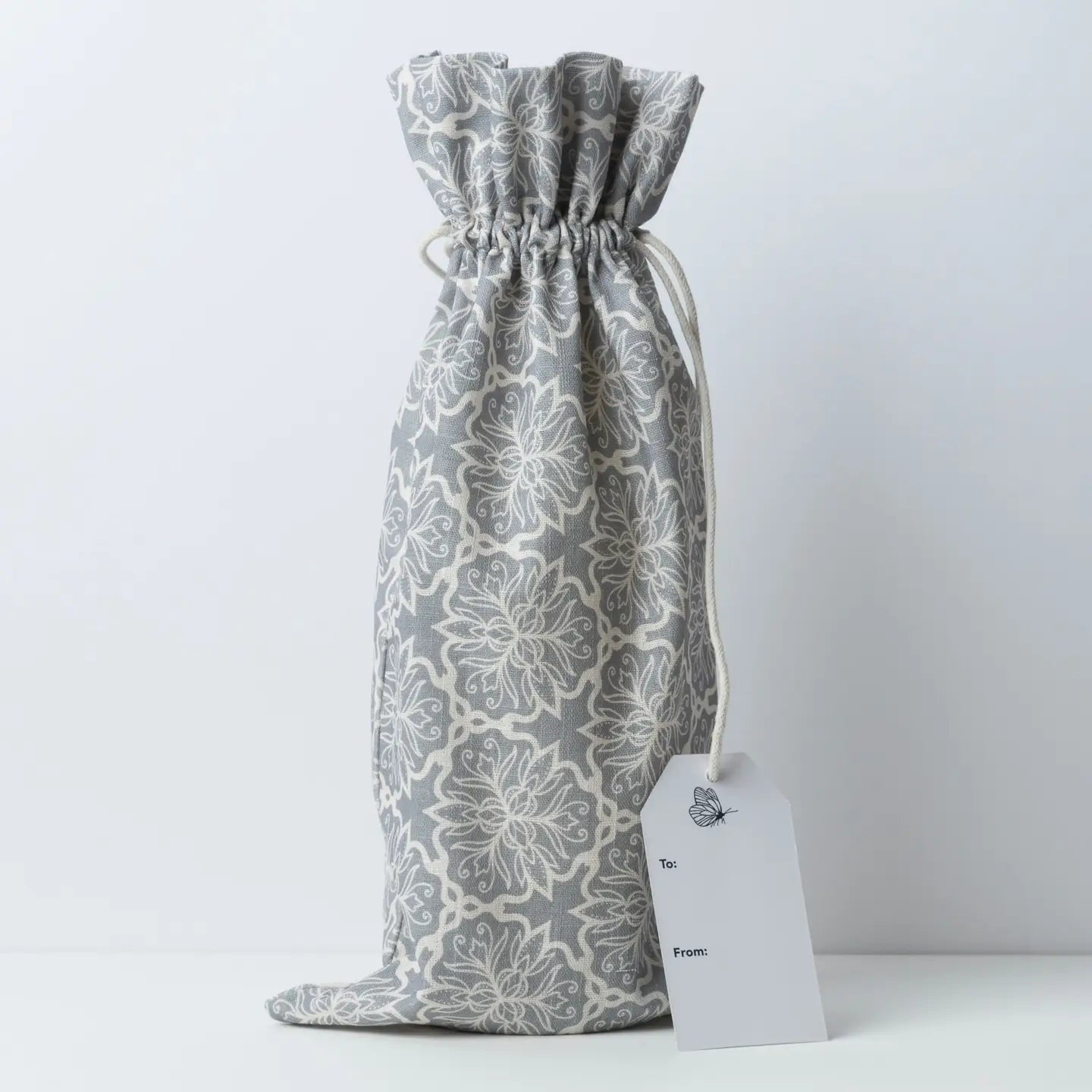 New wing hearth and vine wine bag